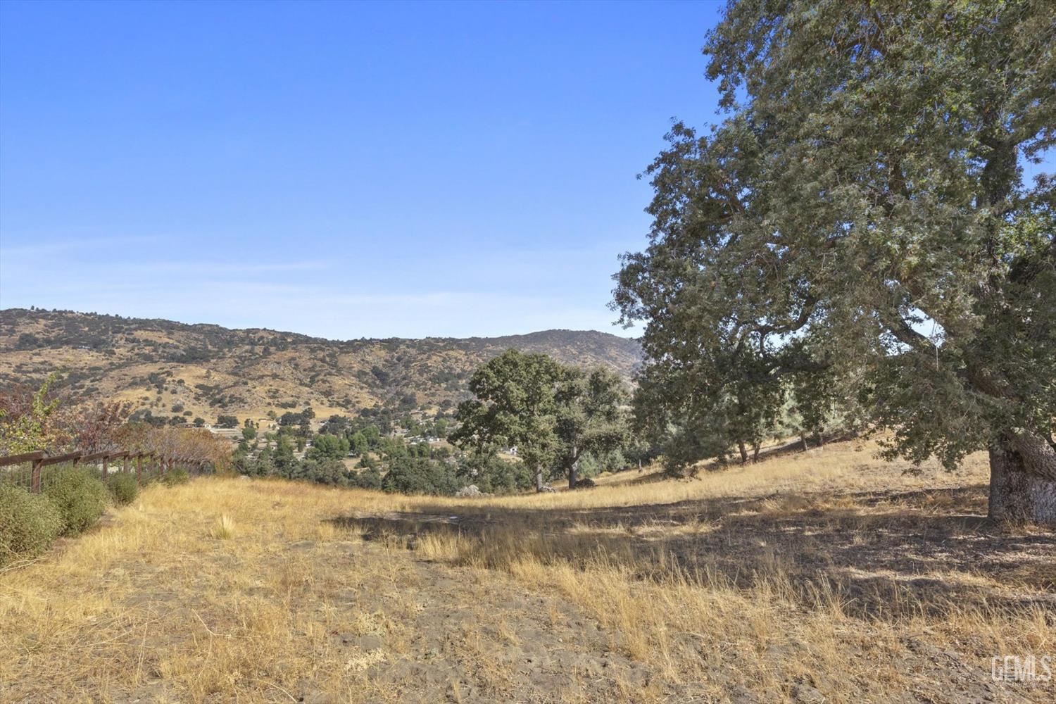 26981 Oakflat Drive — photo 4