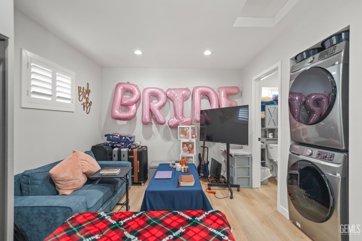 27829 Carnegie Avenue, Santa Clarita, CA 91350 — photo 33