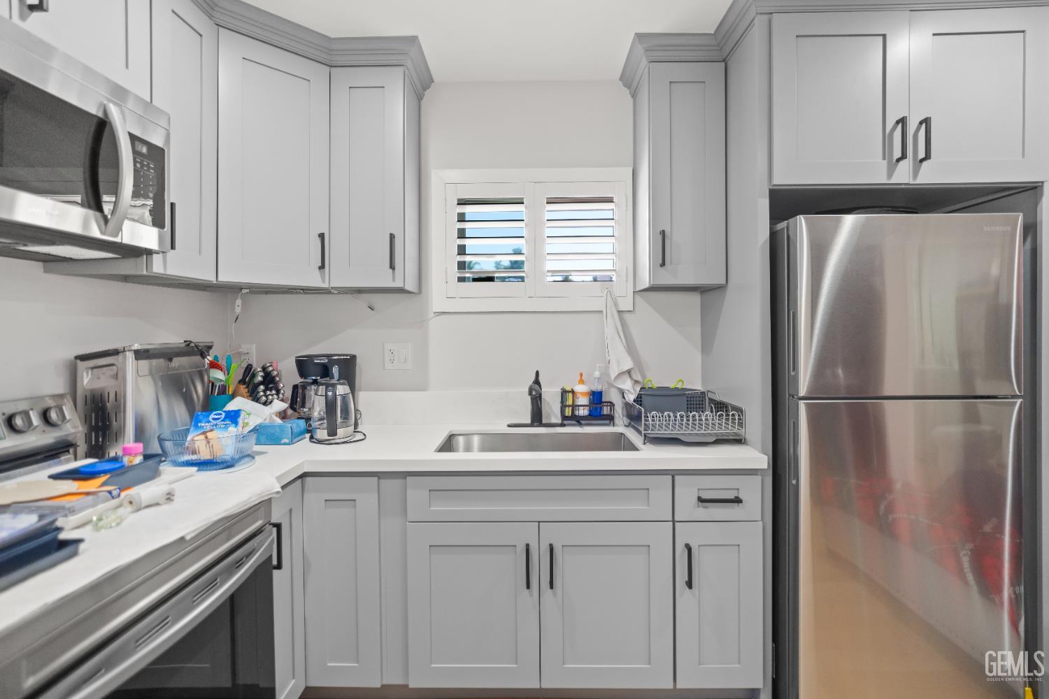 27829 Carnegie Avenue, Santa Clarita, CA 91350 — photo 30