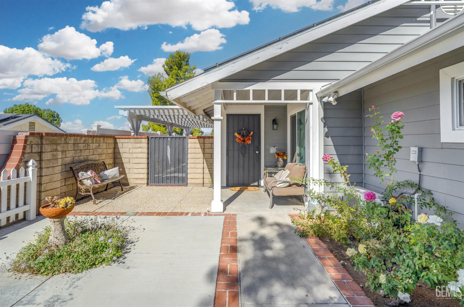 27829 Carnegie Avenue, Santa Clarita, CA 91350 — photo 7