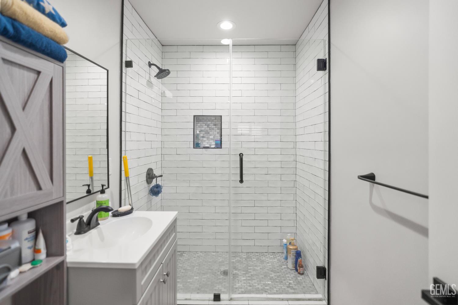 27829 Carnegie Avenue, Santa Clarita, CA 91350 — photo 35