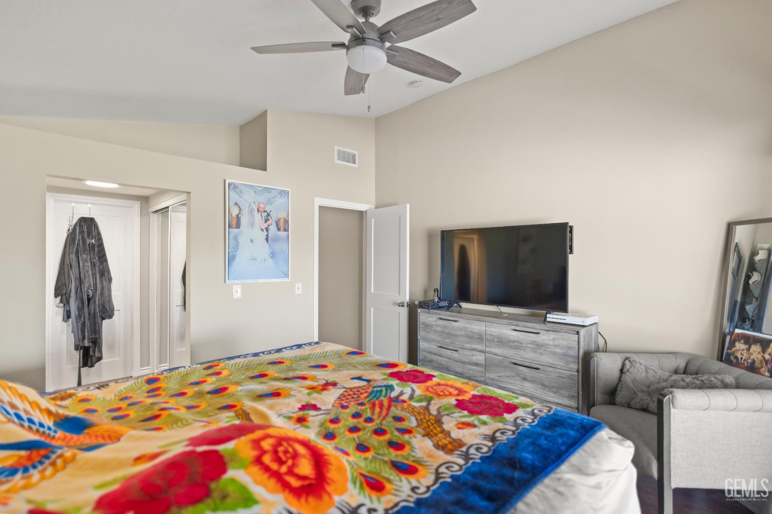 27829 Carnegie Avenue, Santa Clarita, CA 91350 — photo 22