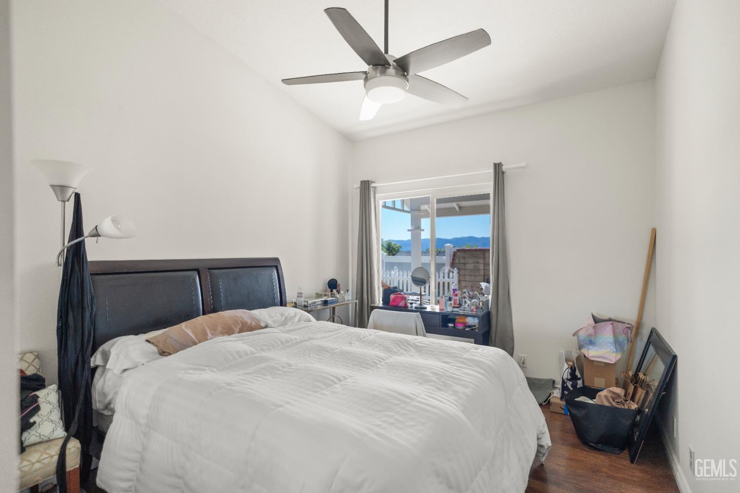 27829 Carnegie Avenue, Santa Clarita, CA 91350 — photo 27