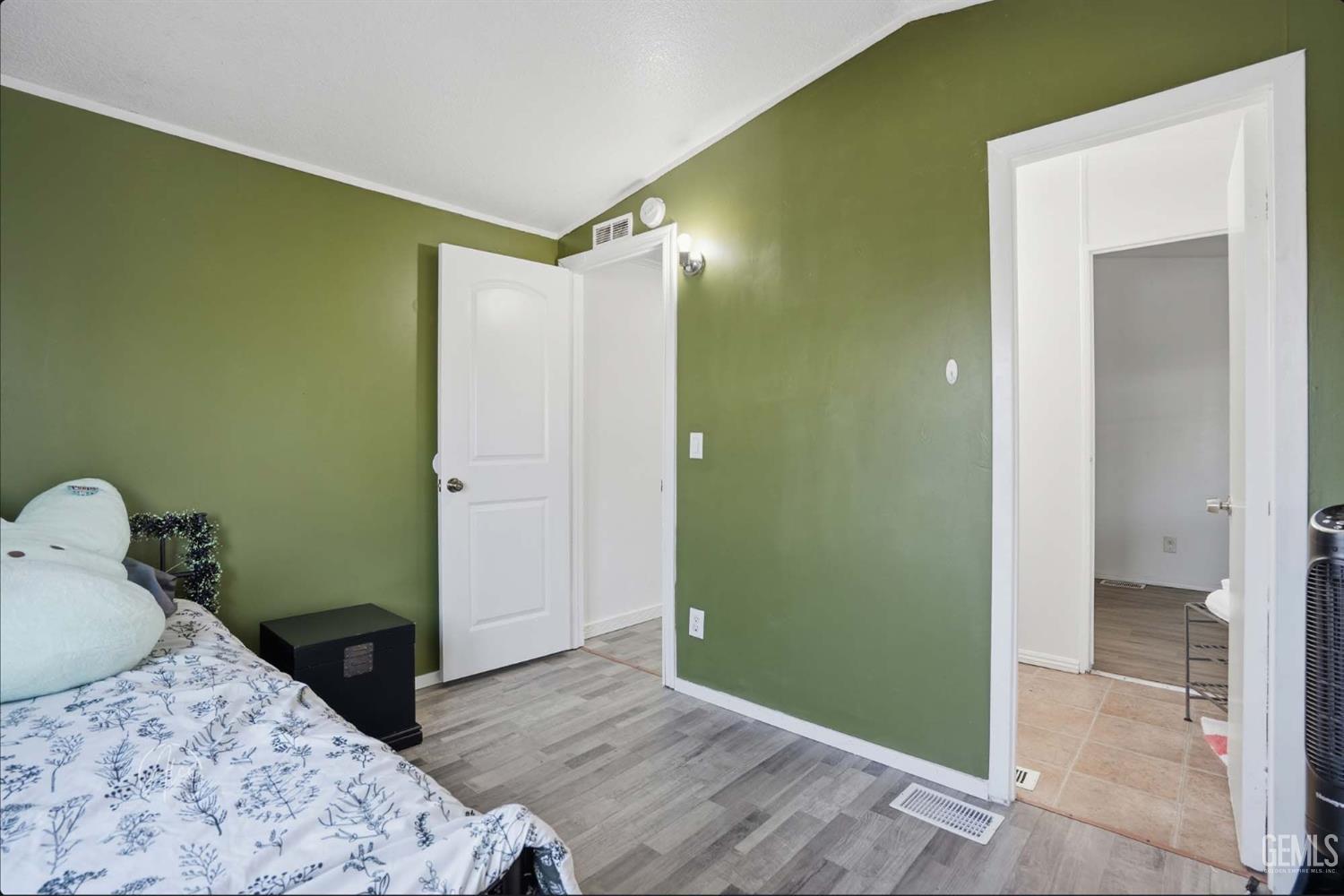 6601 Eucalyptus Drive — photo 10
