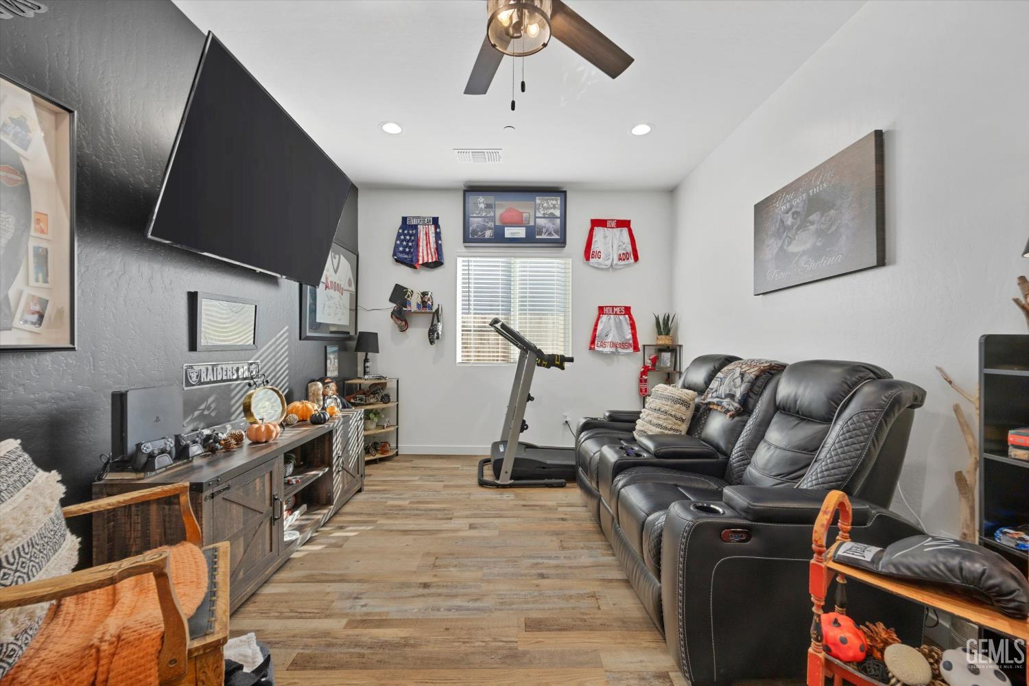 7600 Emerald Green Avenue — photo 21