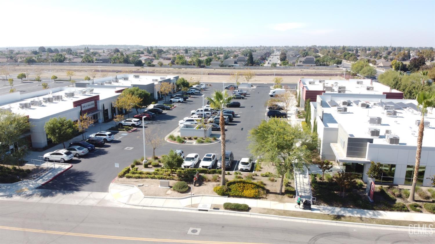 5701 Young Street — photo 3