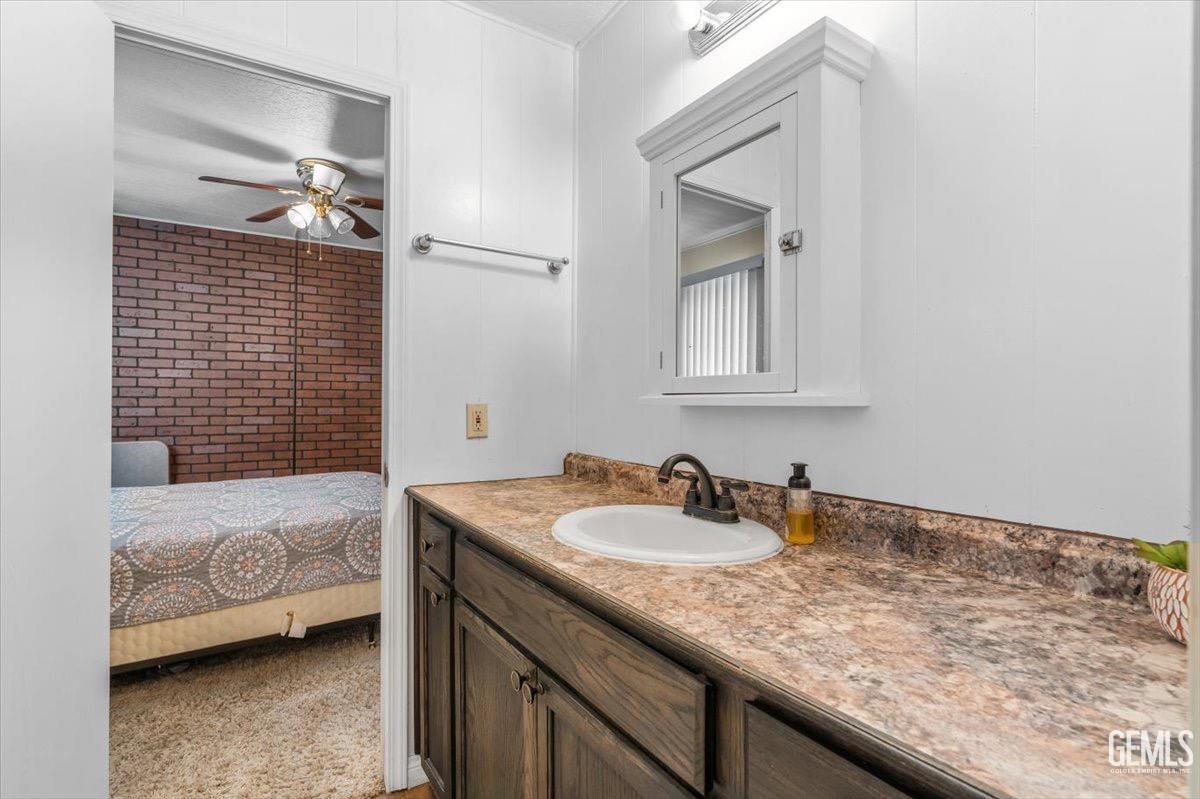 4213 Prince Street — photo 10