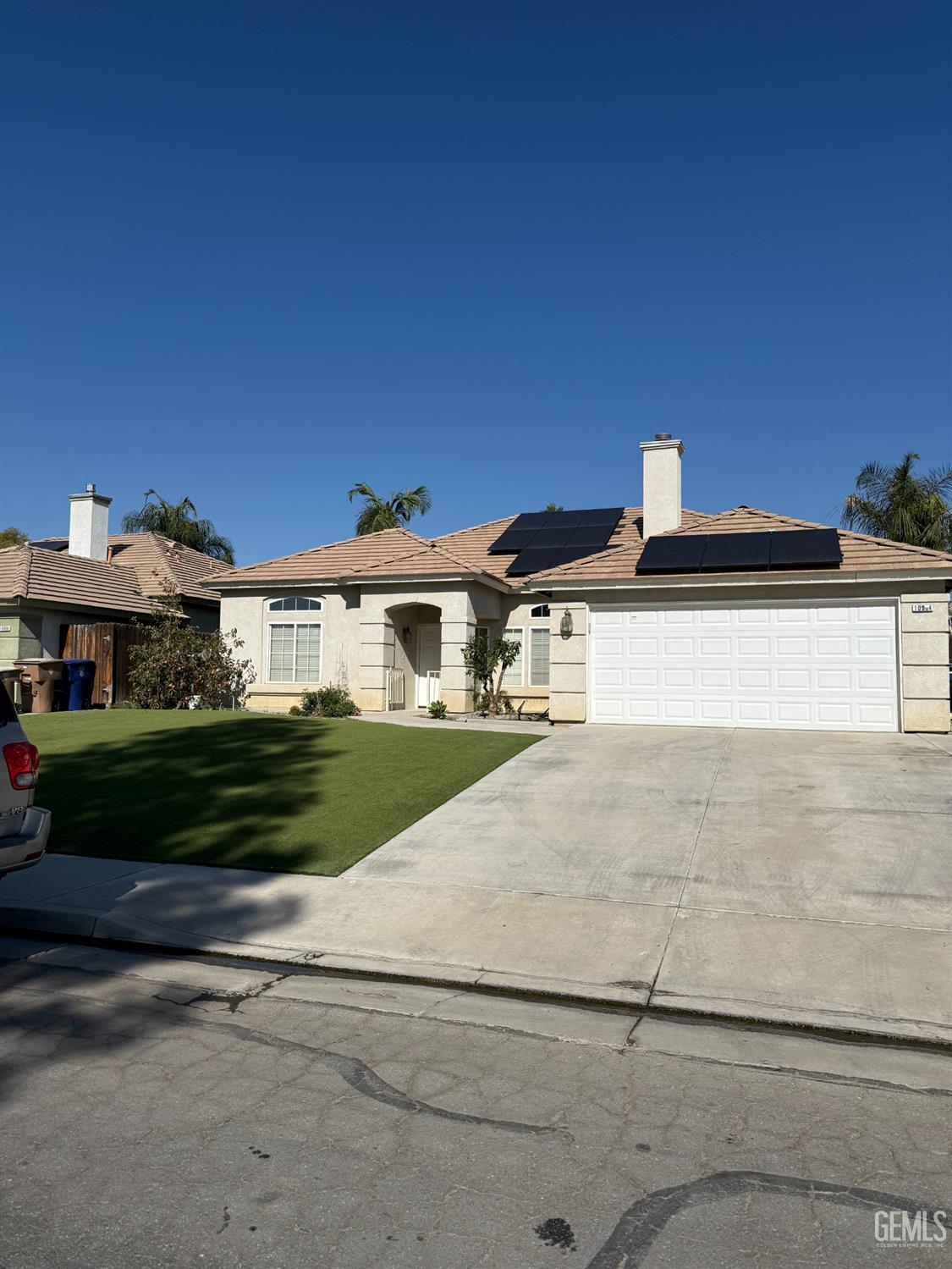 10904 Mirage Drive — photo 3