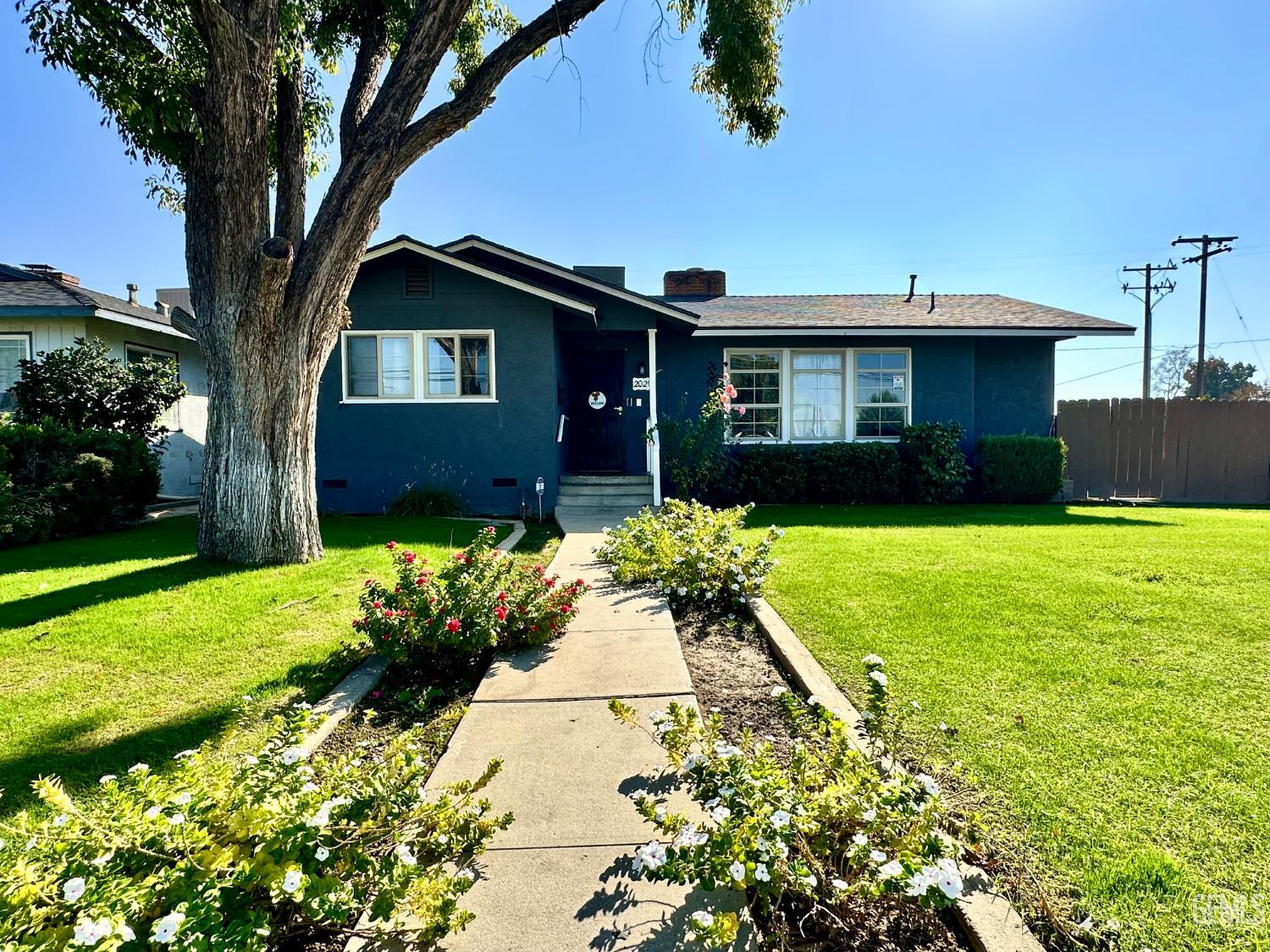 Photo of 2021 Belle Terrace, Bakersfield, CA 93304