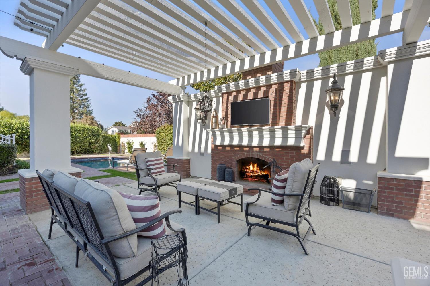 10808 Kendall Way — photo 71