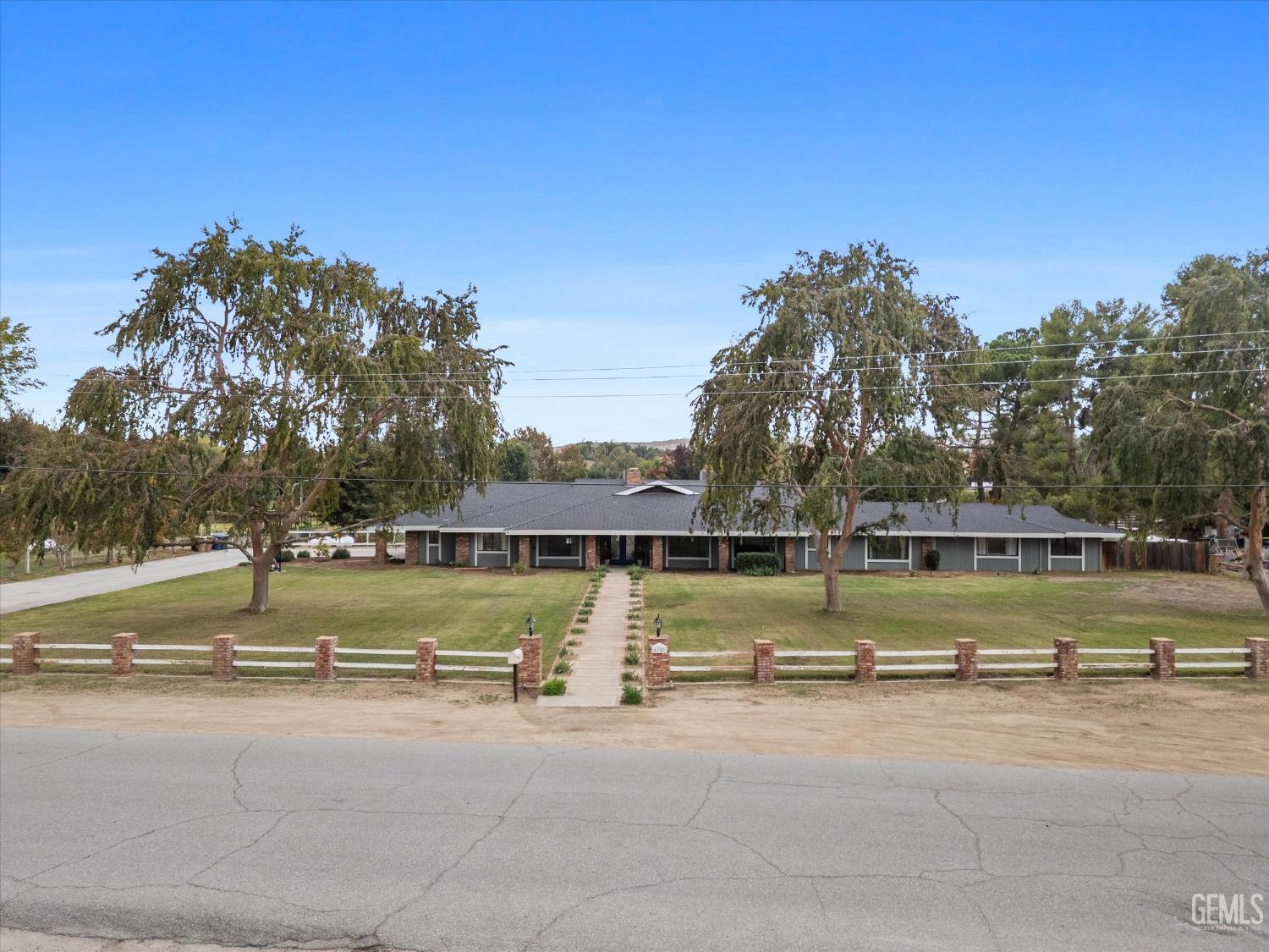 Photo of 6350 Alfred Harrell Highway, Bakersfield, CA 93308