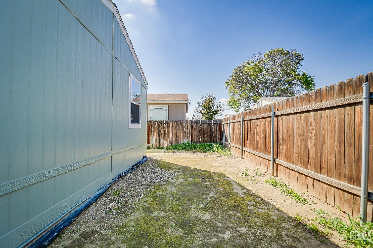 14035 Rosedale Highway — photo 4