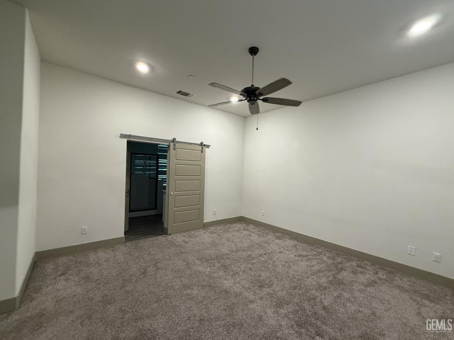 5706 Ocean Jasper Drive — photo 9