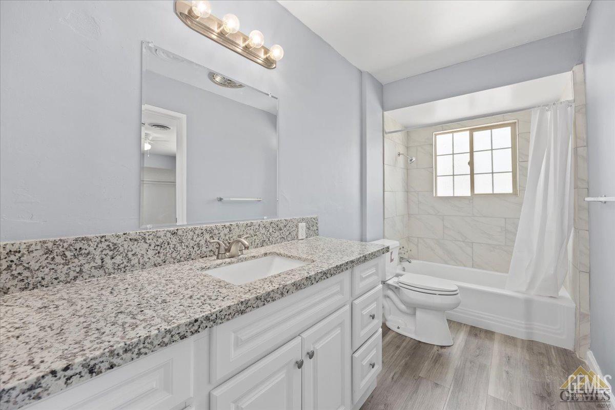 4005 Madrid Avenue — photo 8