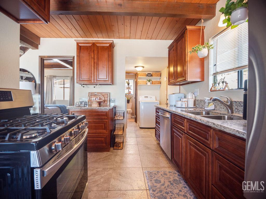 25001 Paramount Drive — photo 9