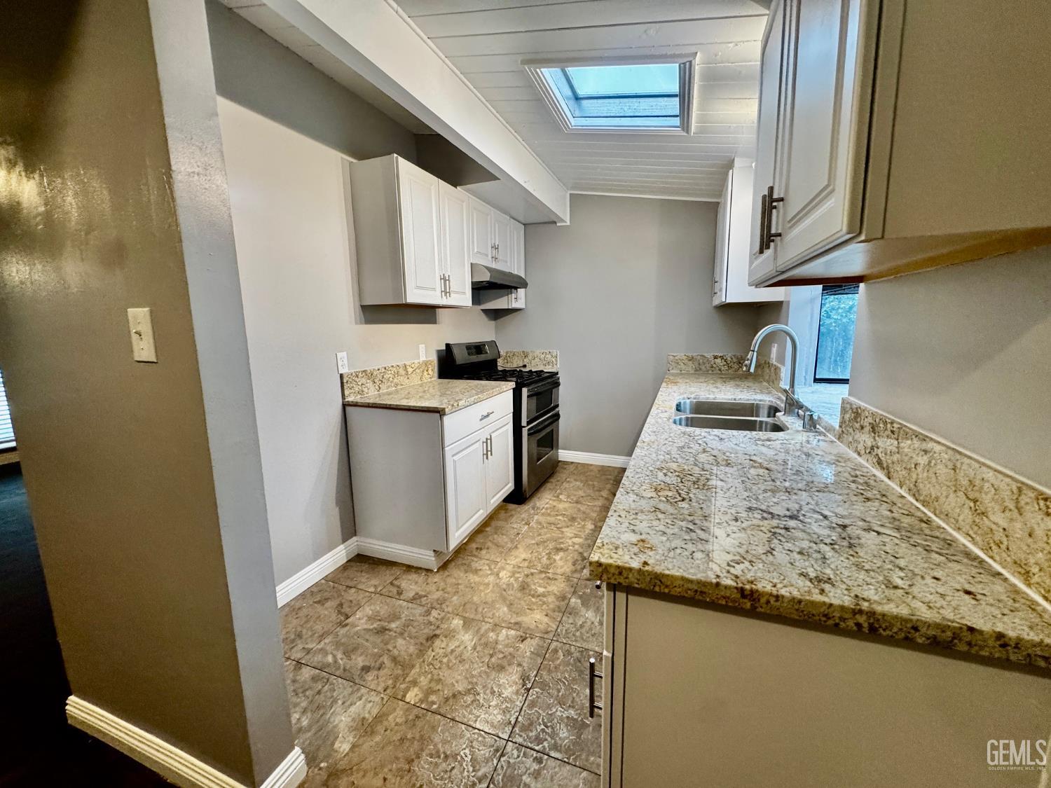 9 Dunlap Street — photo 10