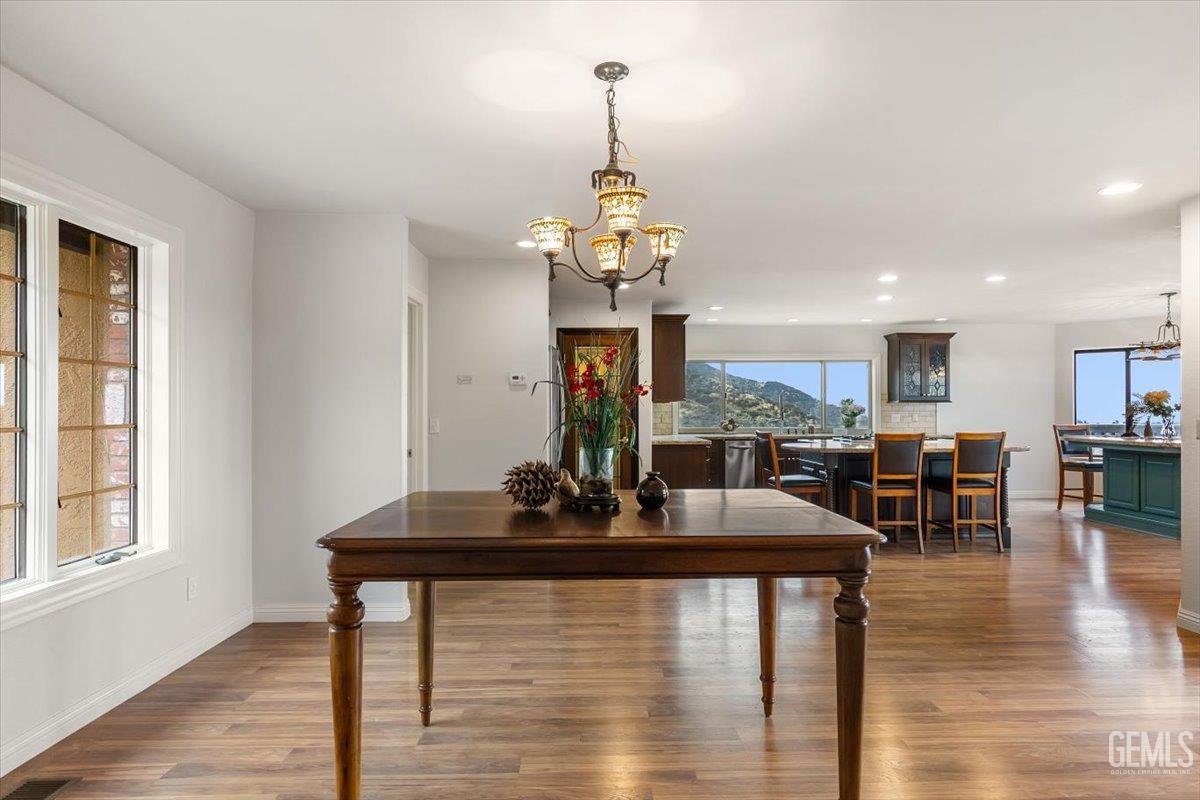 24050 Jacaranda Drive — photo 15