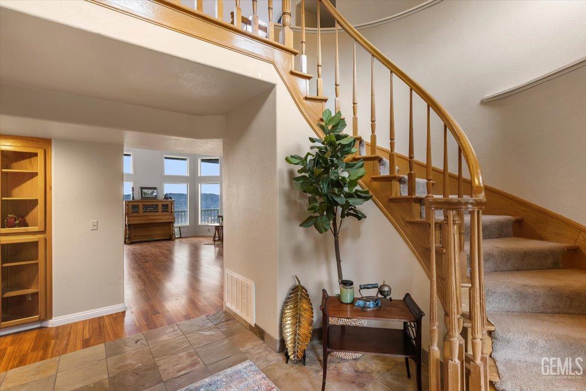 24050 Jacaranda Drive — photo 6