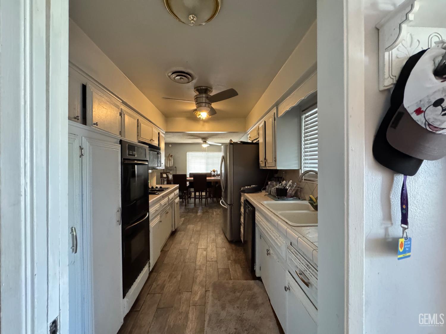 6017 Poso Court — photo 47