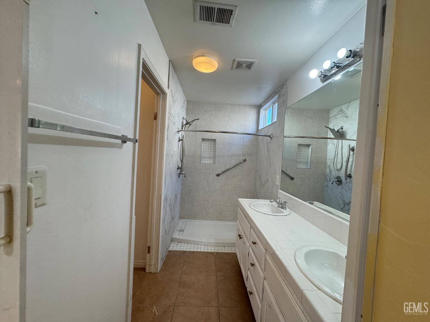 6017 Poso Court — photo 19