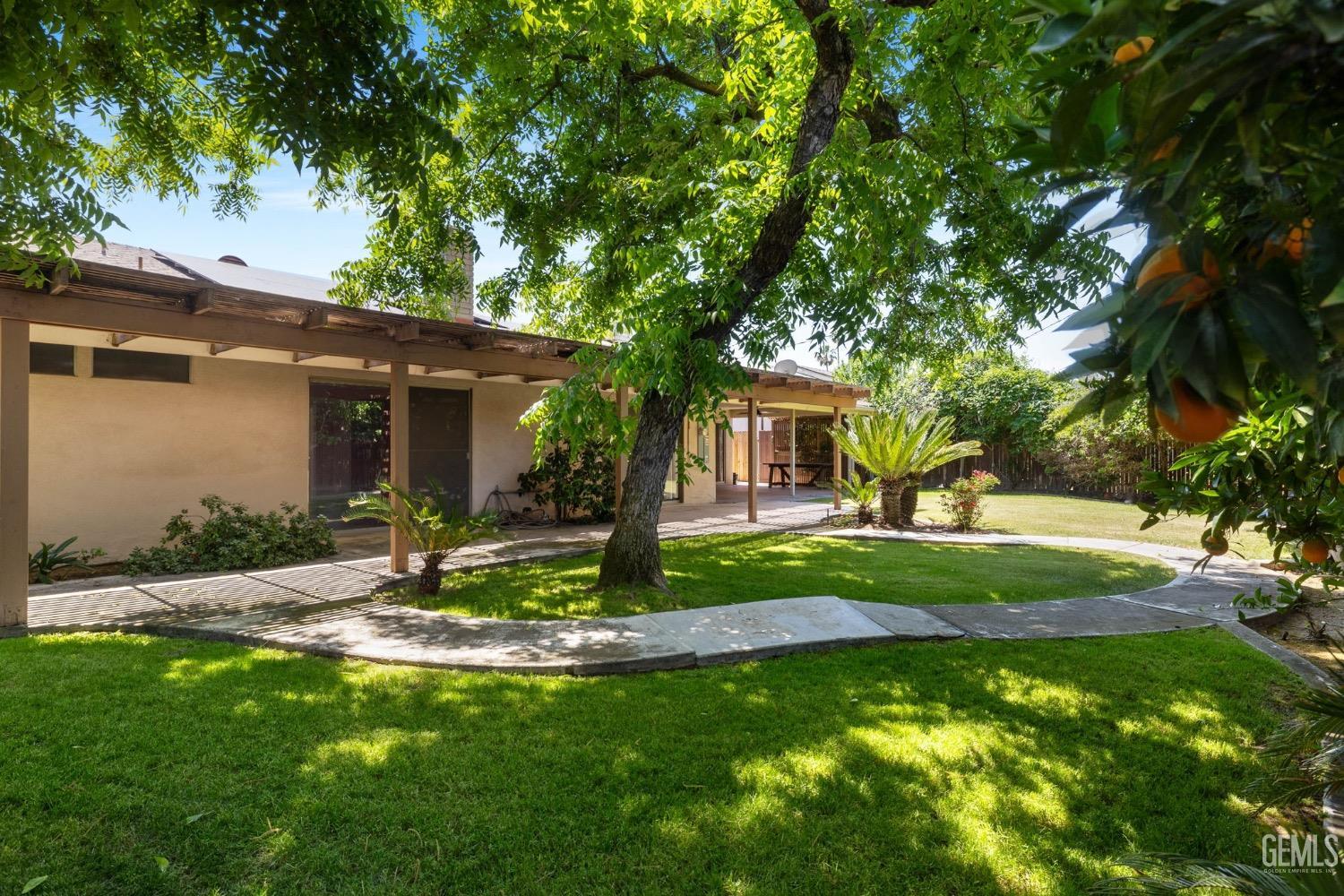 2513 Elm Street — photo 62