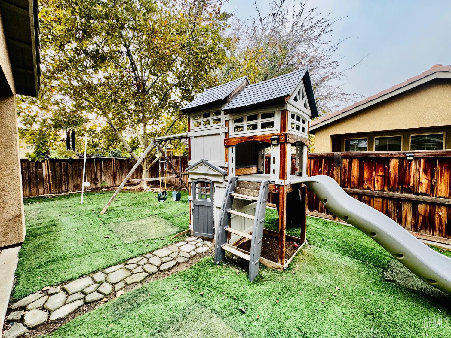 11206 Baltra Way — photo 44