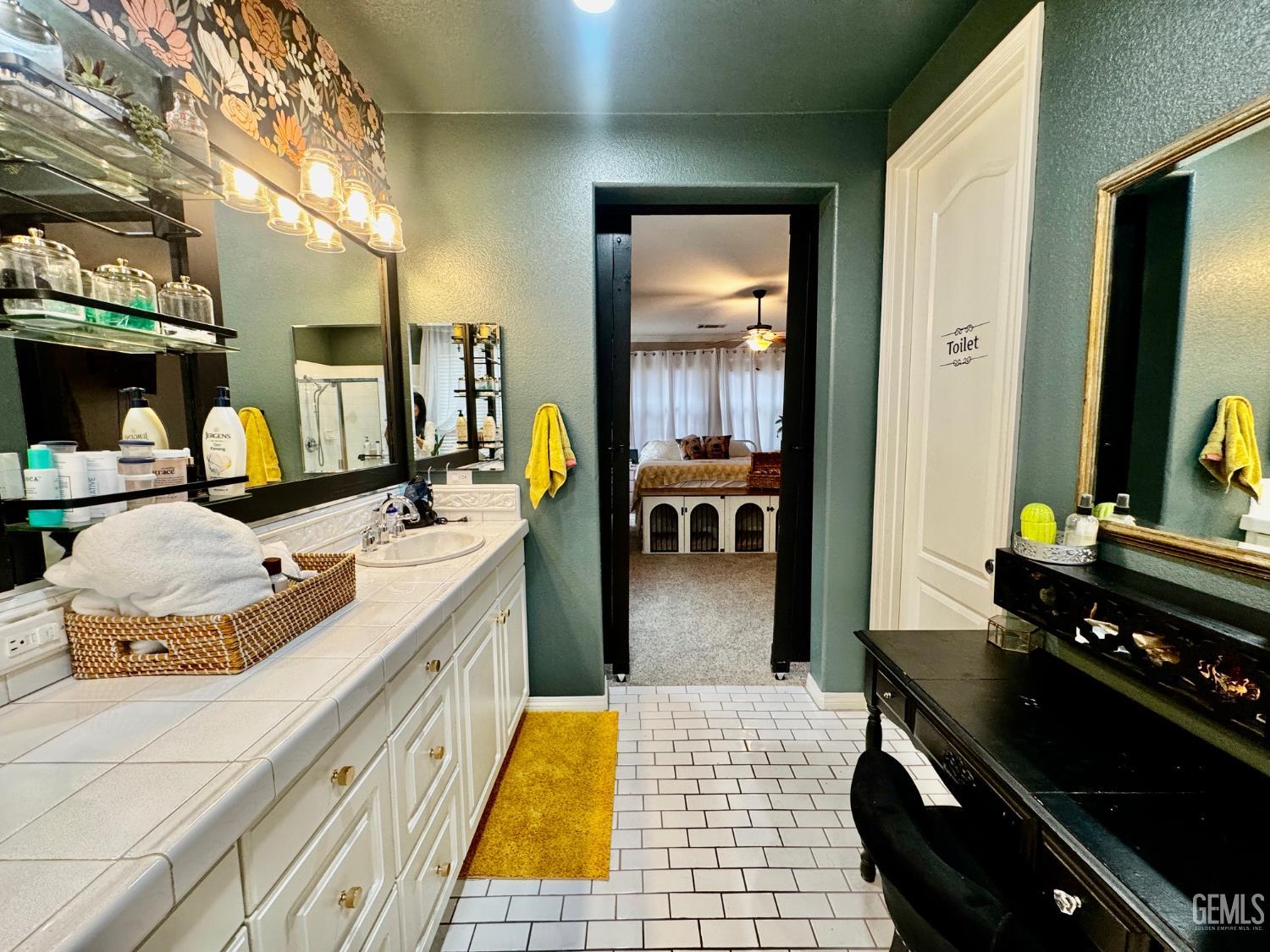 11206 Baltra Way — photo 40