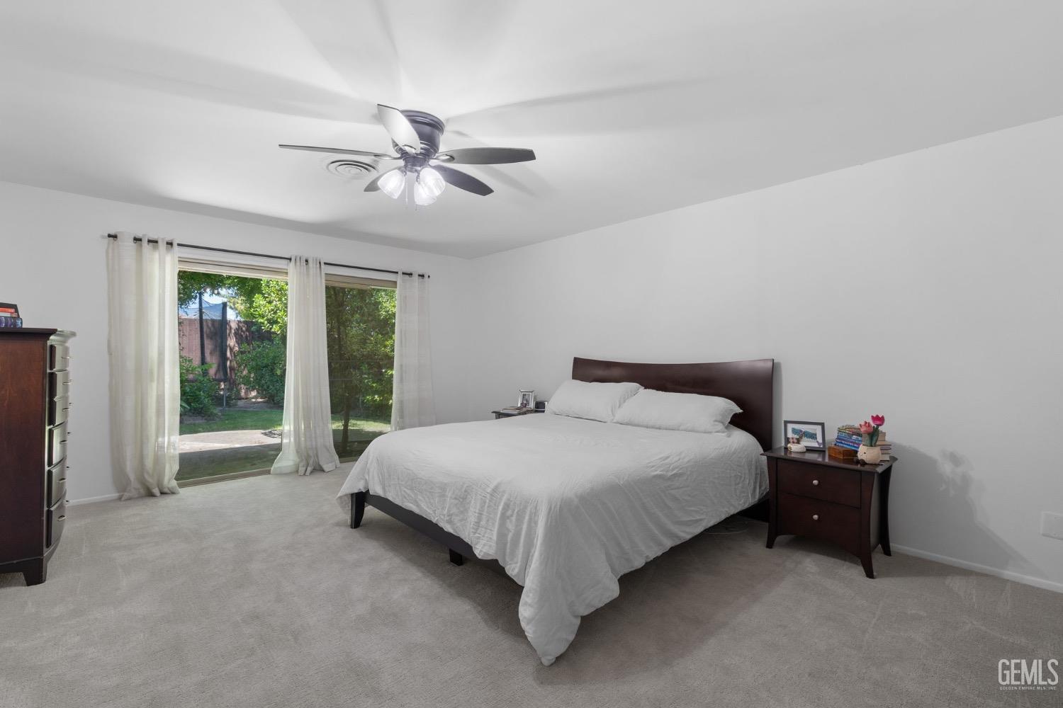 2513 Elm Street — photo 42