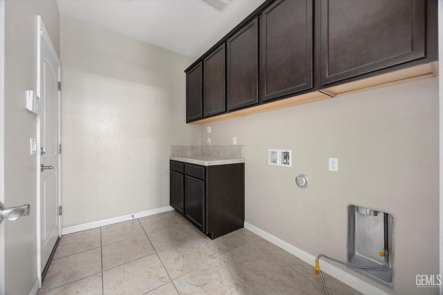 11009 Strathaven Street — photo 46