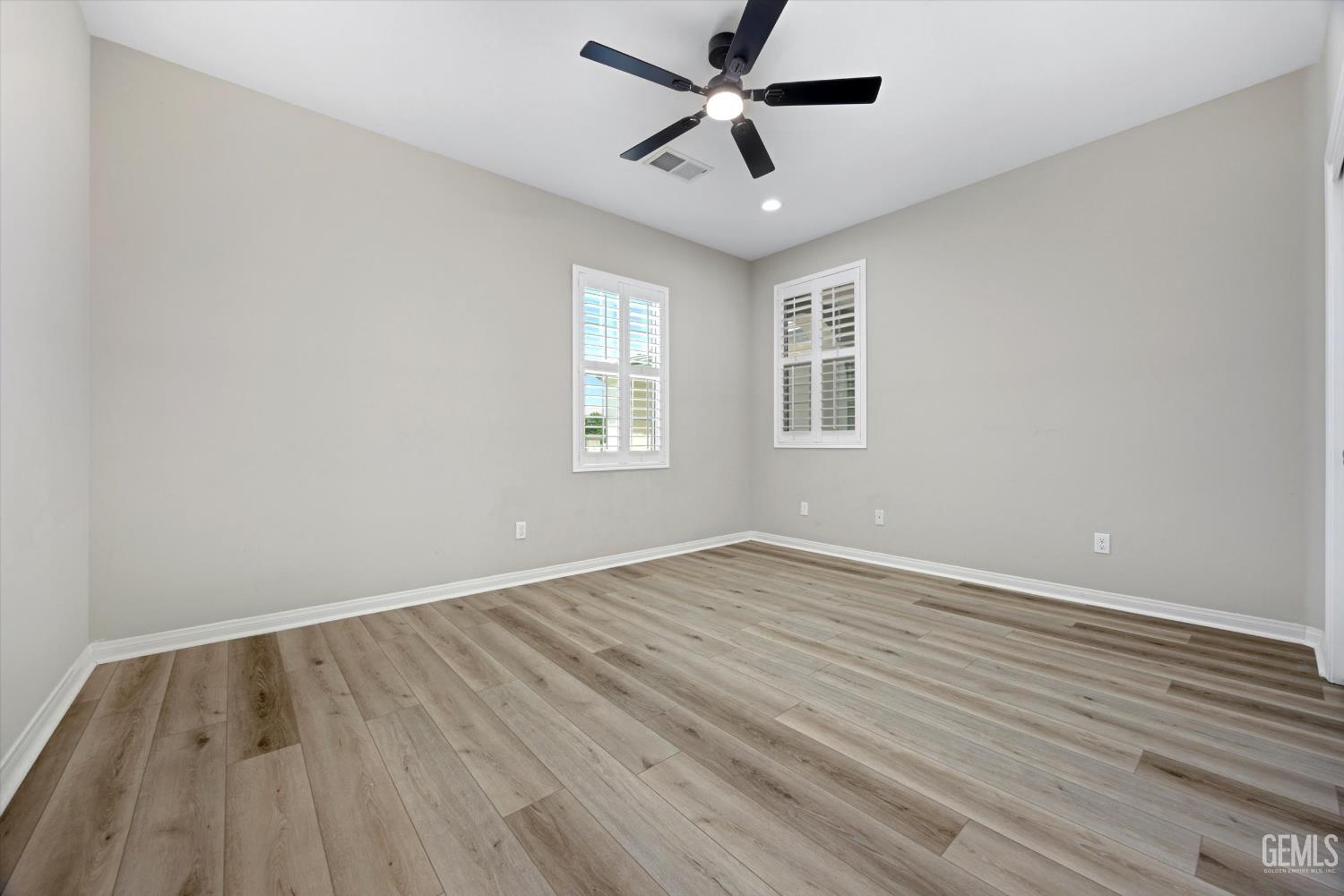 11009 Strathaven Street — photo 36