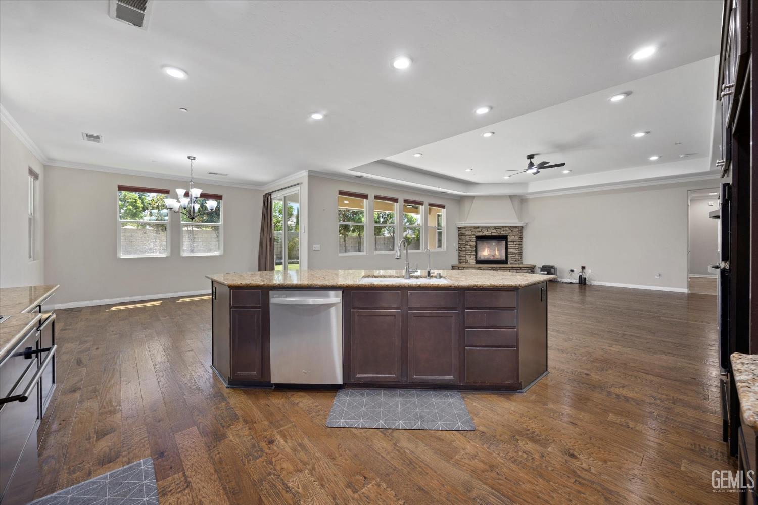 11009 Strathaven Street — photo 27