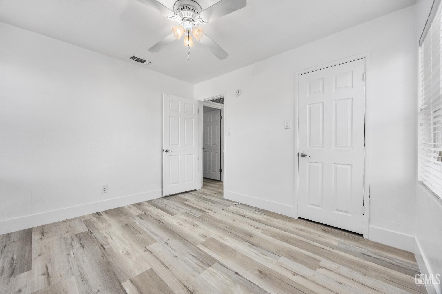 3028 Spruce Street — photo 24