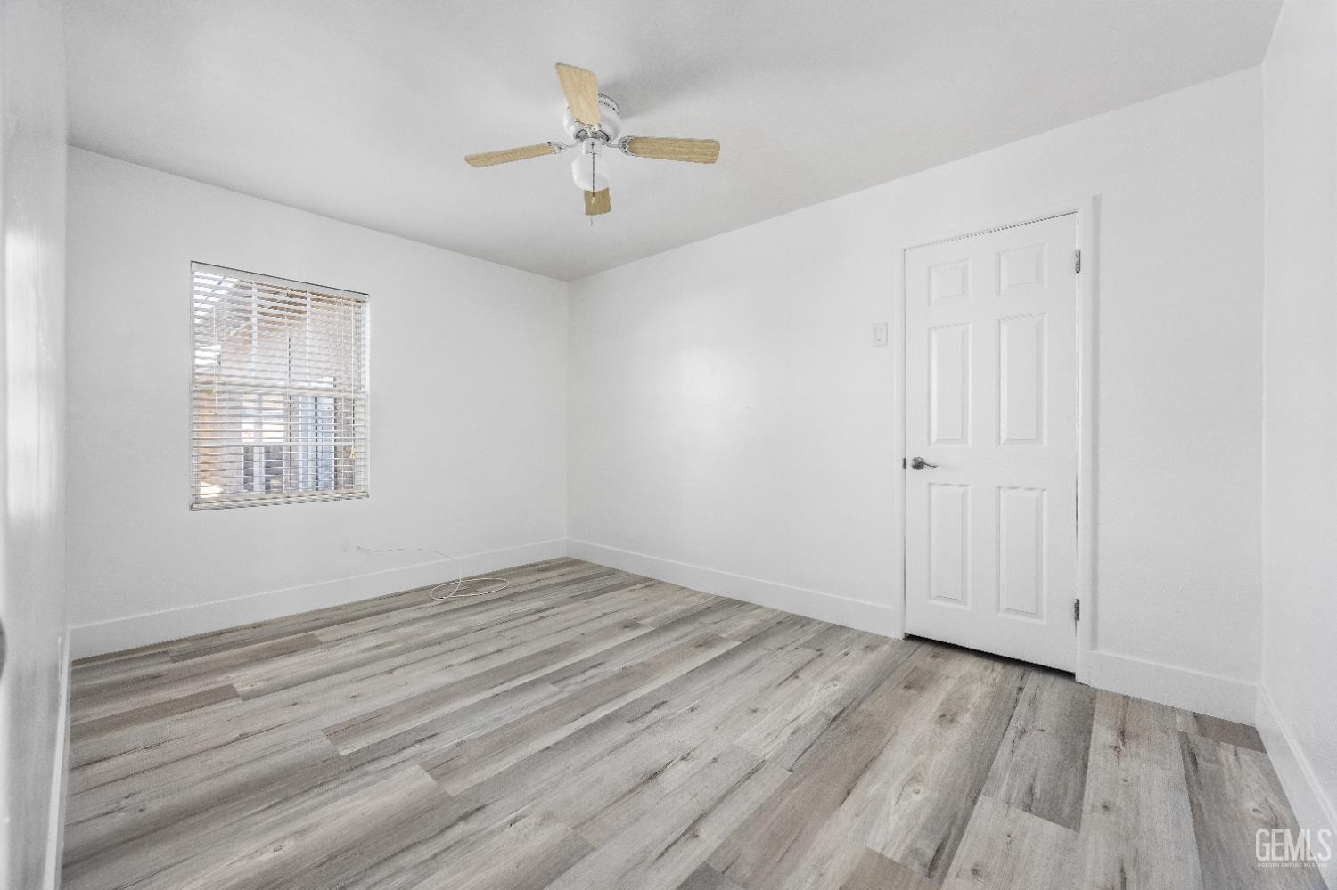 3028 Spruce Street — photo 29