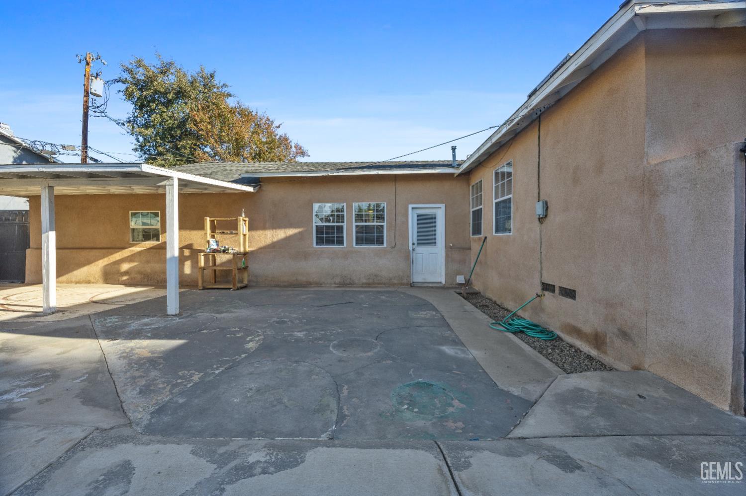 3028 Spruce Street — photo 36