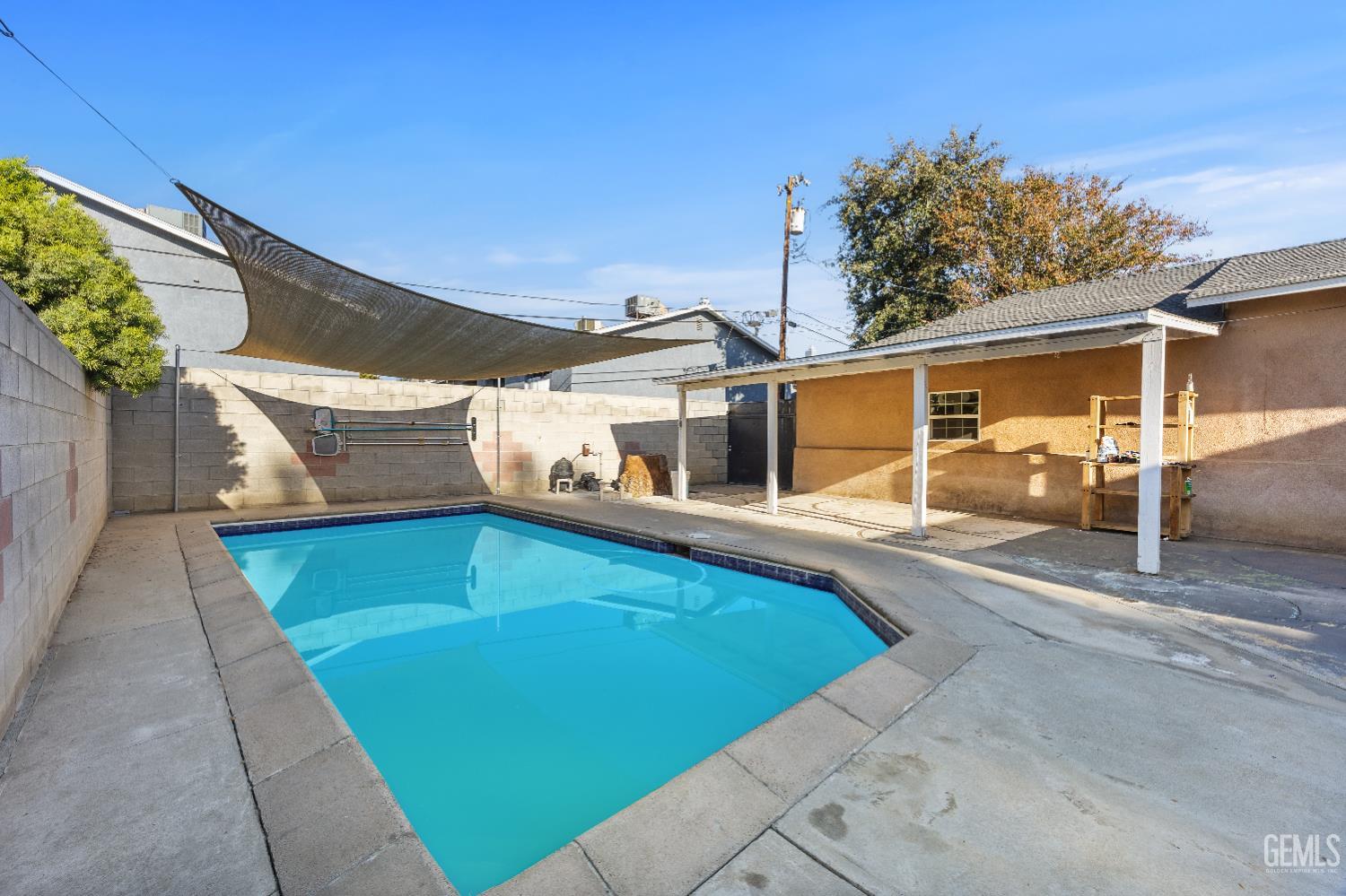 3028 Spruce Street — photo 38