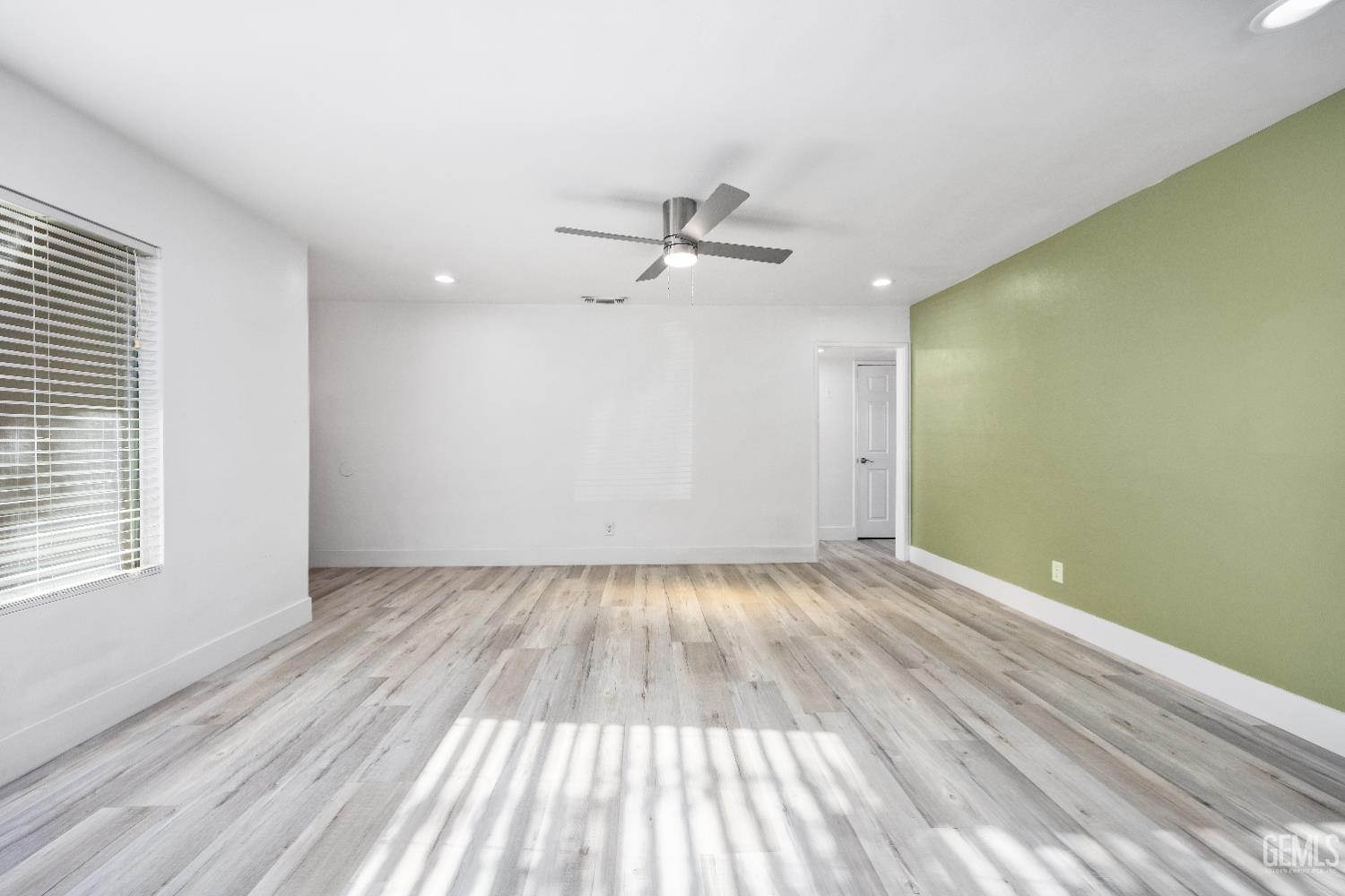 3028 Spruce Street — photo 8