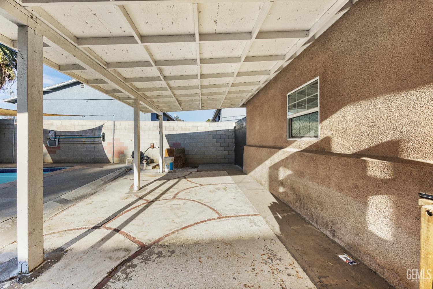 3028 Spruce Street — photo 35