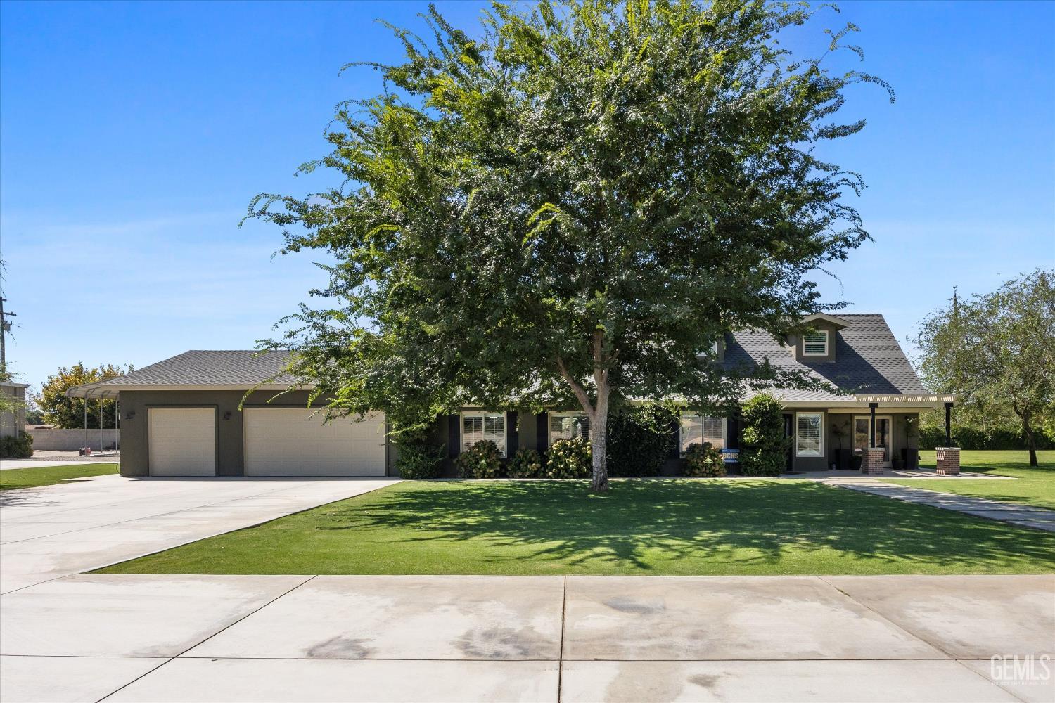 Photo of 2522 Greeley Road, Bakersfield, CA 93314