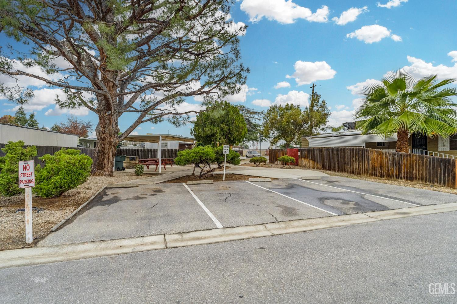 900 James Road — photo 24