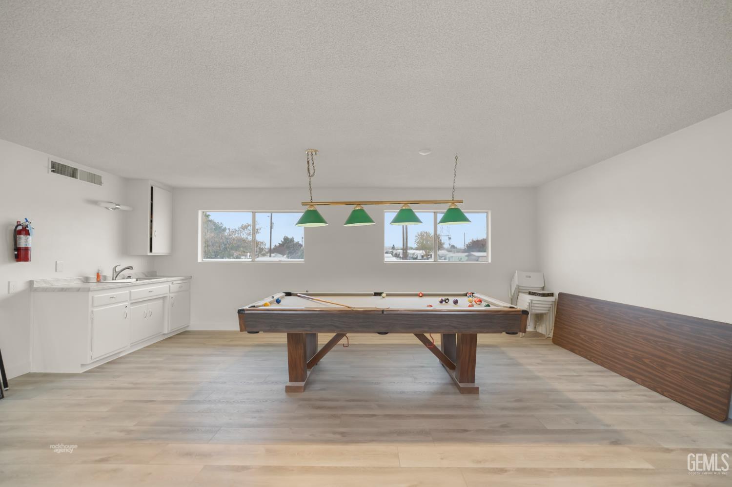 900 James Road — photo 30