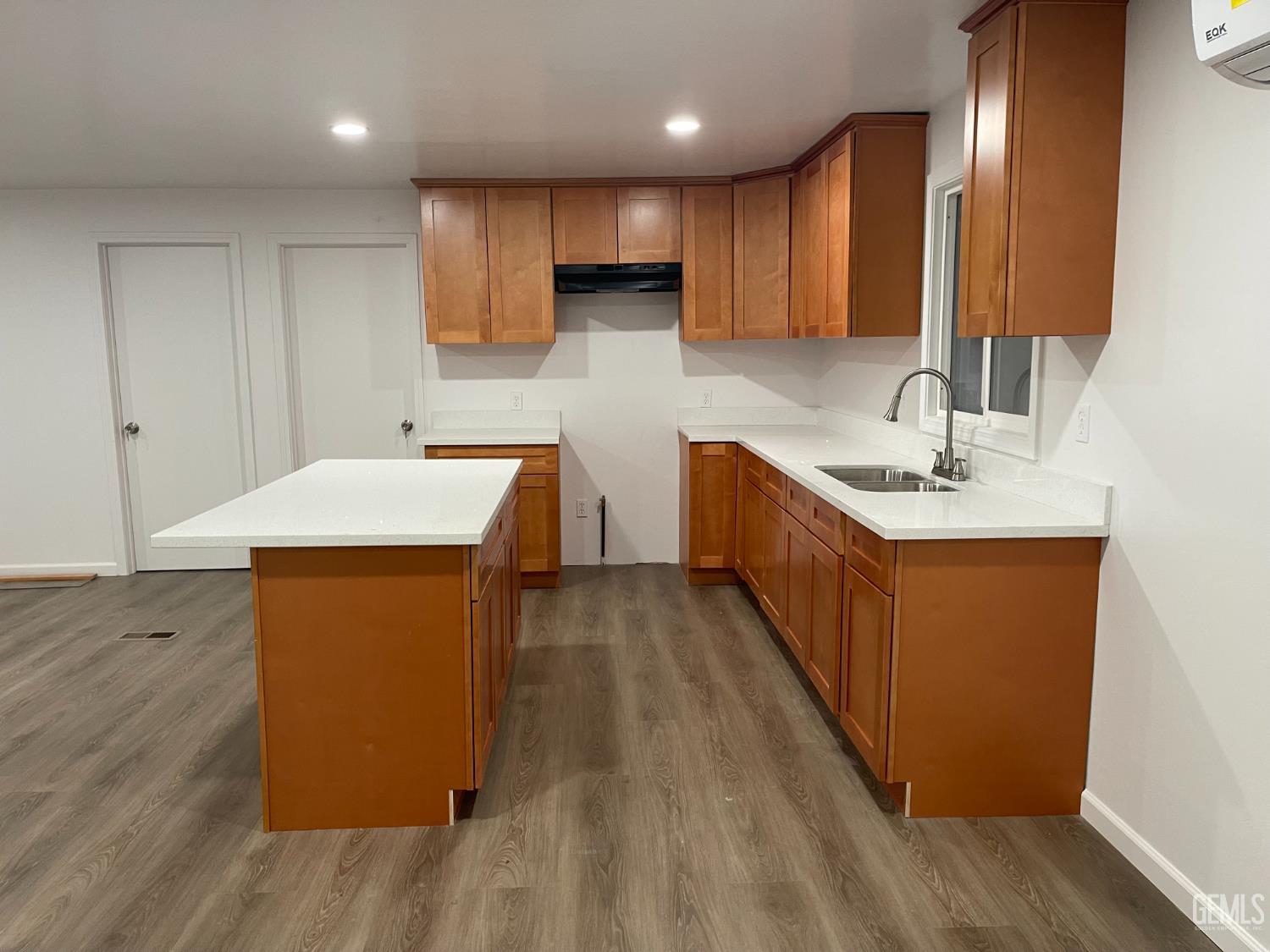 16 Torrey Pine Lane — photo 4