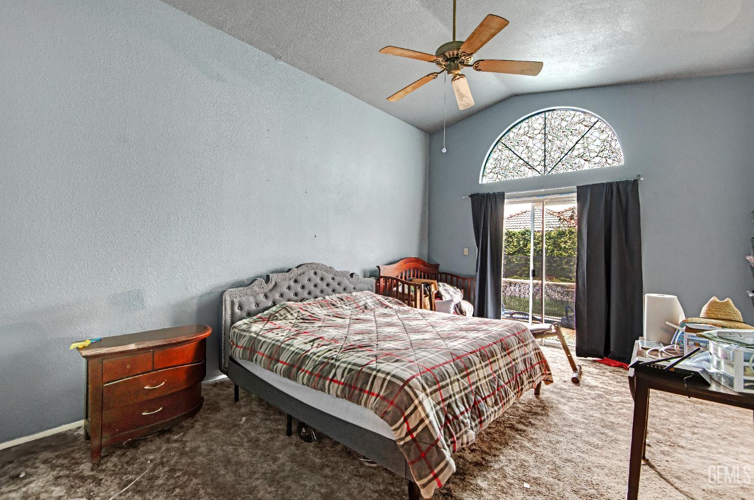 10012 Vanessa Avenue — photo 10