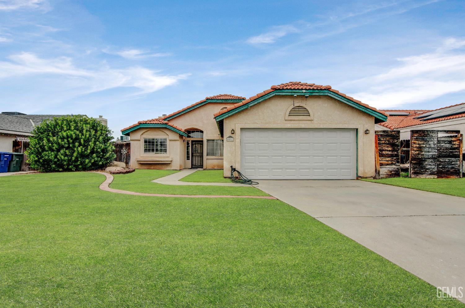 10012 Vanessa Avenue — photo 3