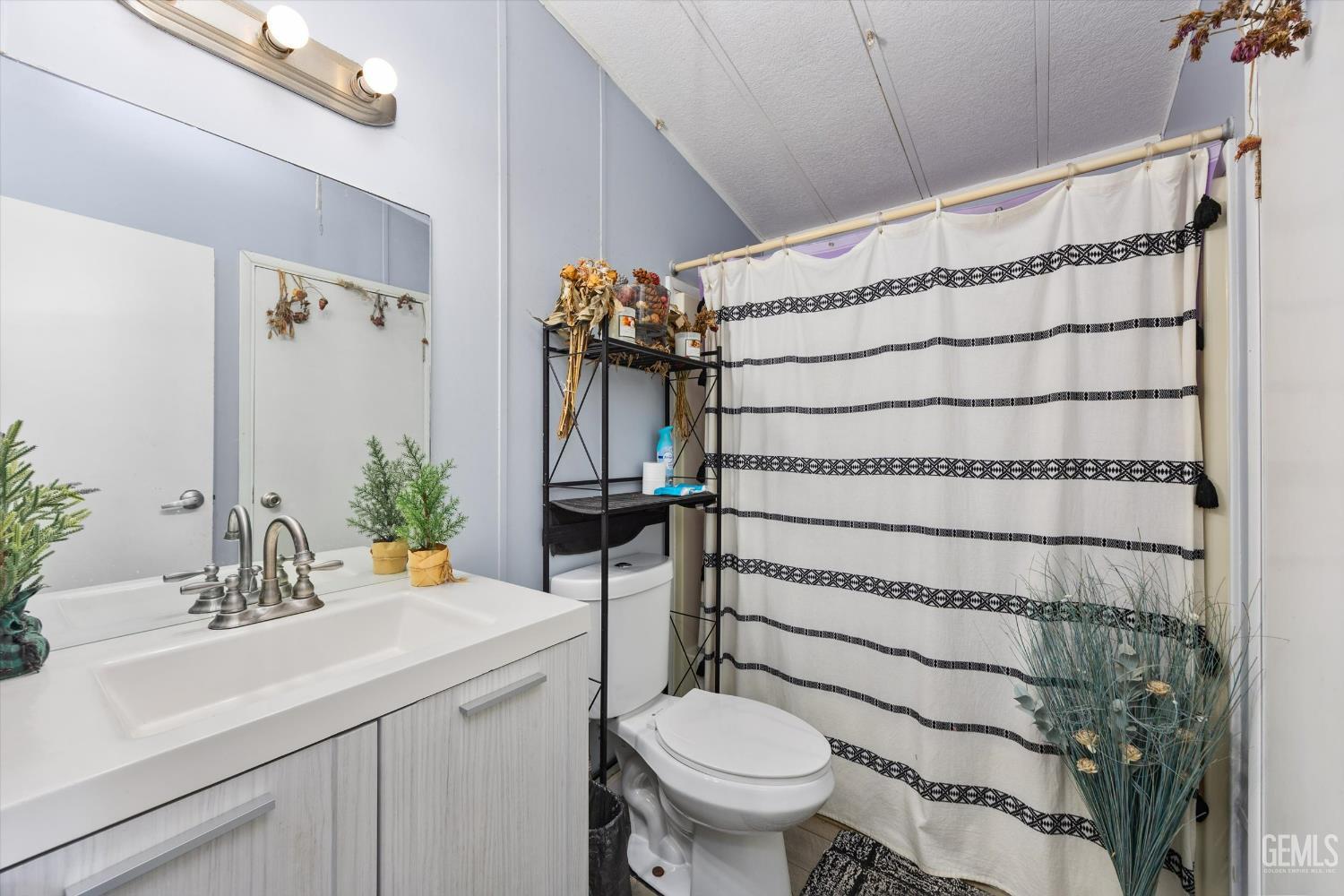8536 Kern Canyon — photo 37