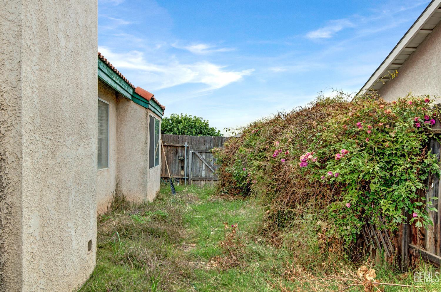 10012 Vanessa Avenue — photo 21