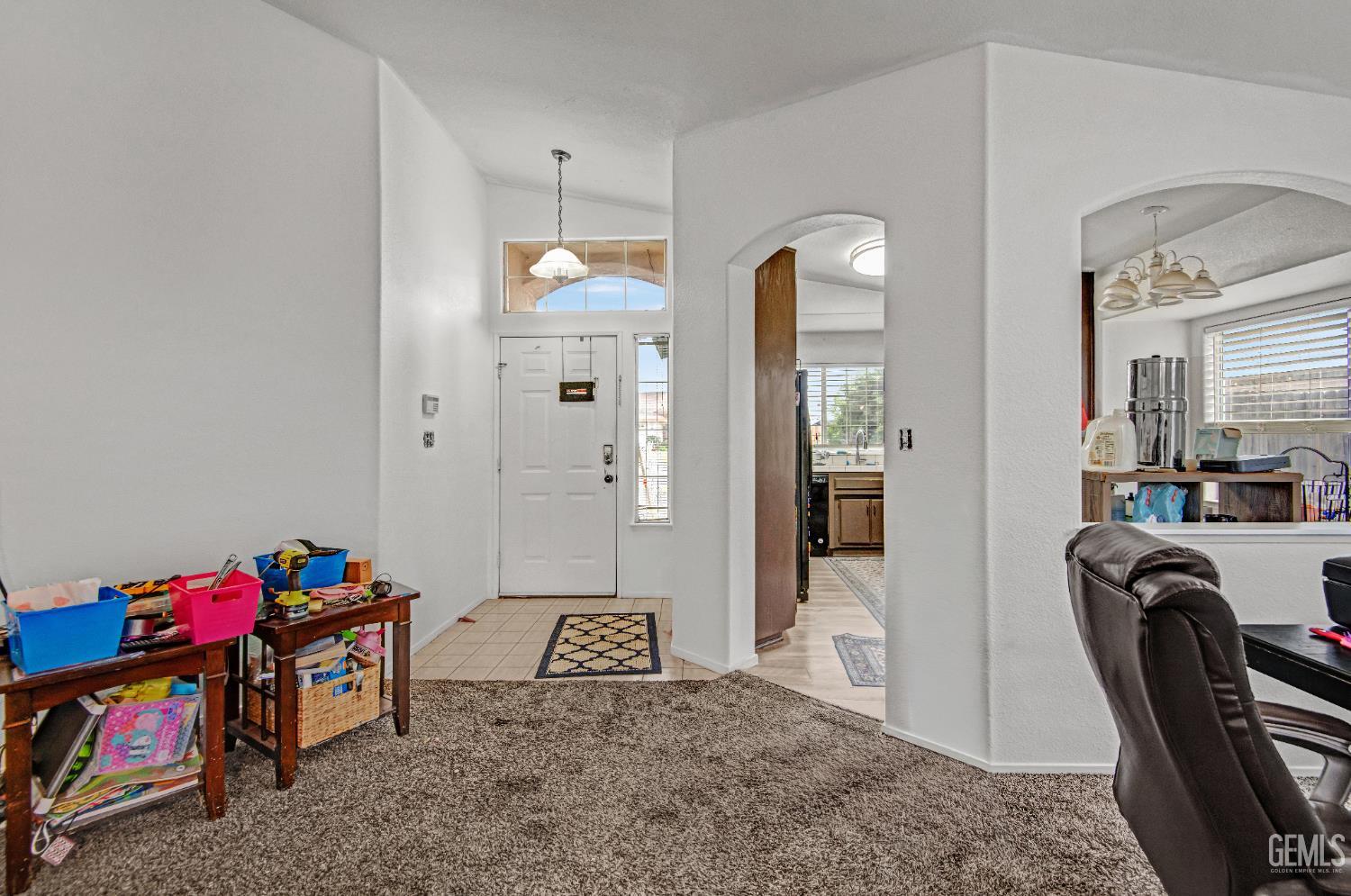 10012 Vanessa Avenue — photo 5