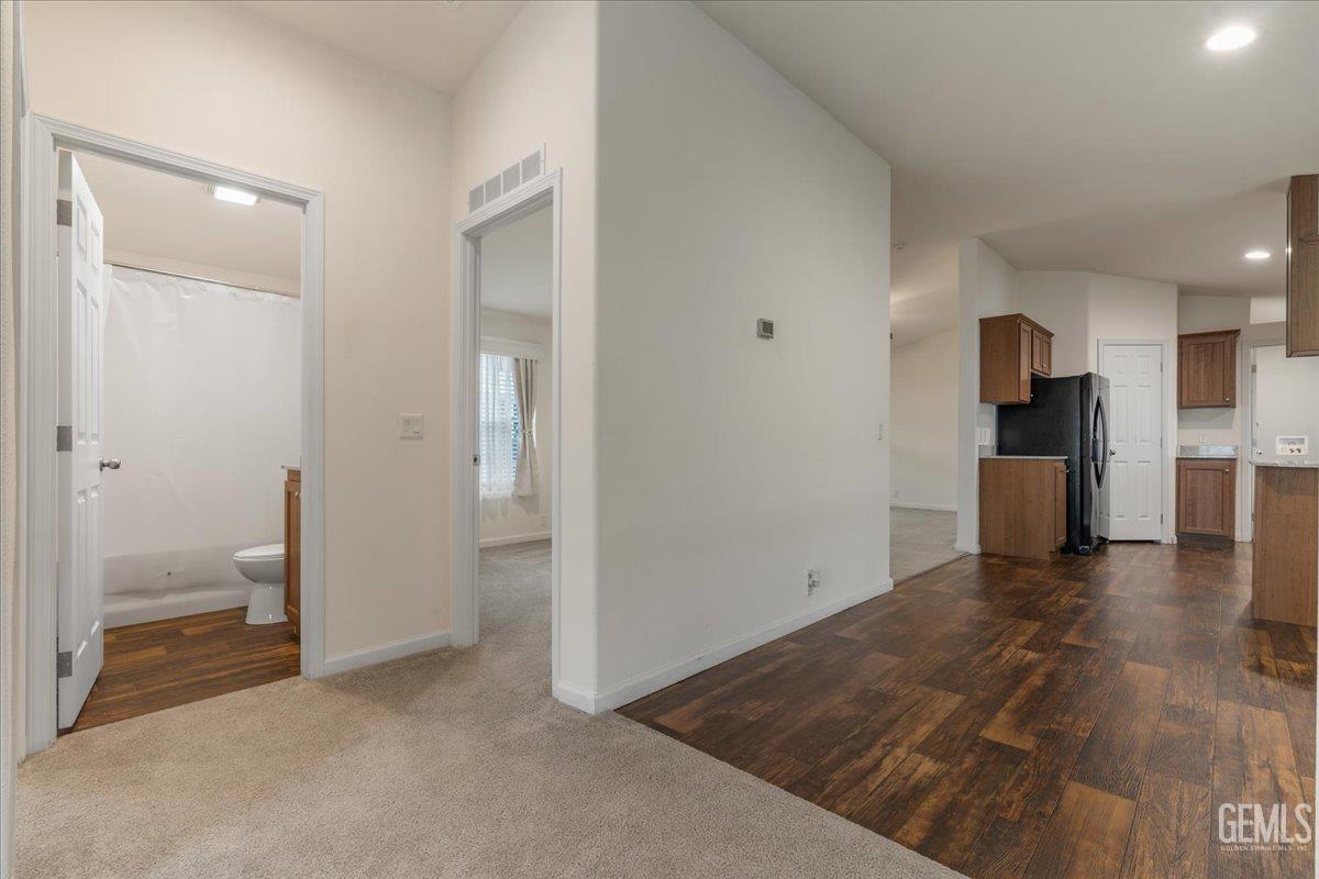 232 Vivian Street — photo 15