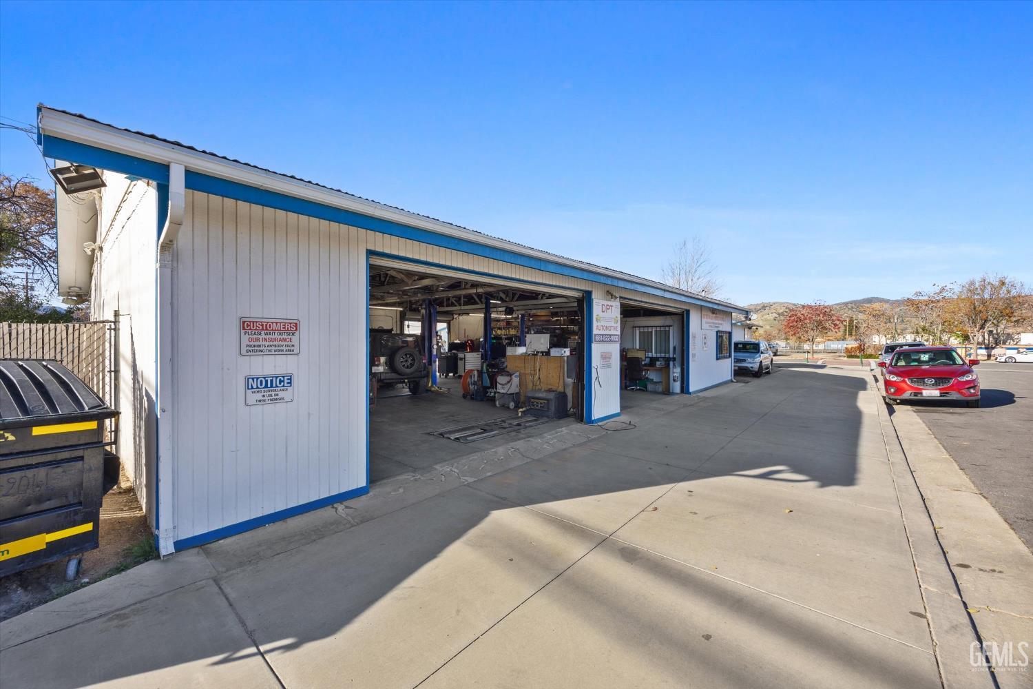 230 E Tehachapi Boulevard — photo 22