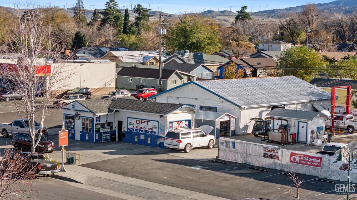 230 E Tehachapi Boulevard — photo 4