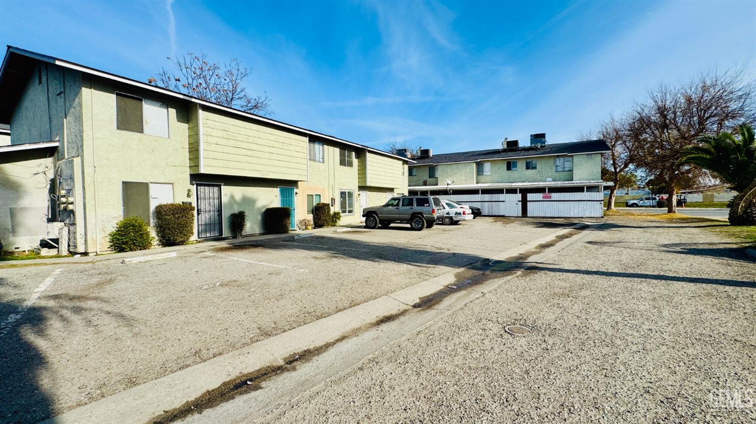 2909 S Chester Avenue — photo 10